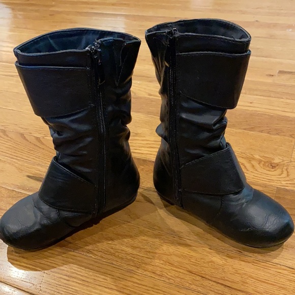 Boot Bundle! - Picture 9 of 11